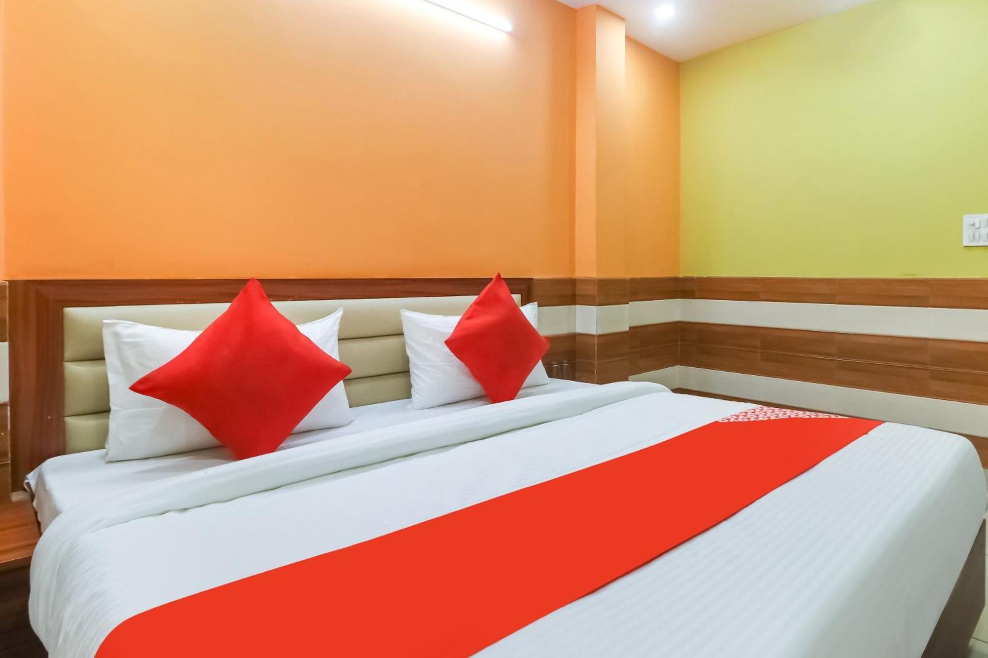 Hotel O Mayur Plaza Delhi  Exterior photo